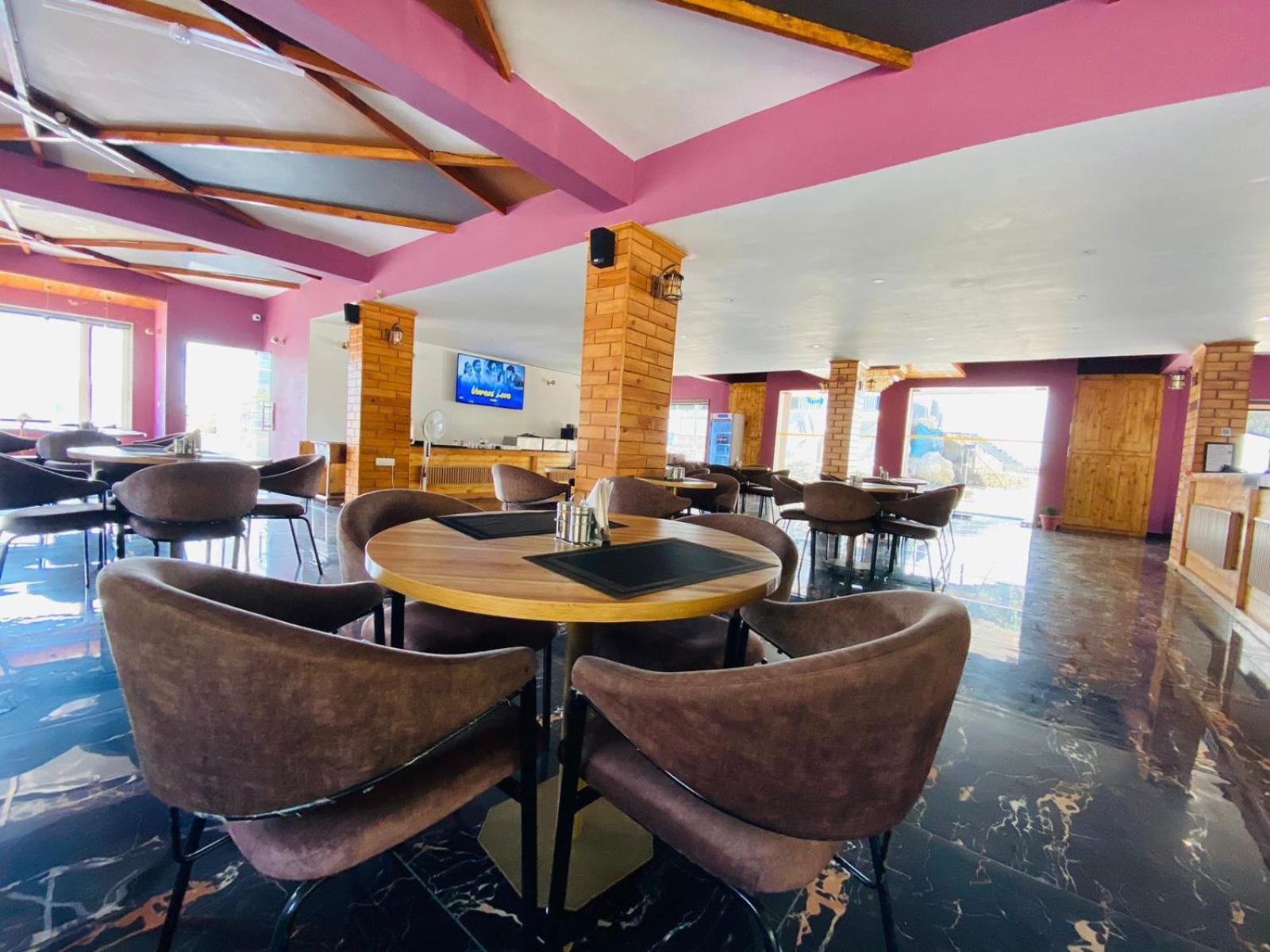The Aesthetic Hotel & Restaurant Bhīm Tāl المظهر الخارجي الصورة