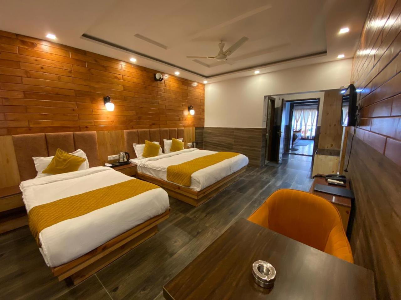 The Aesthetic Hotel & Restaurant Bhīm Tāl المظهر الخارجي الصورة