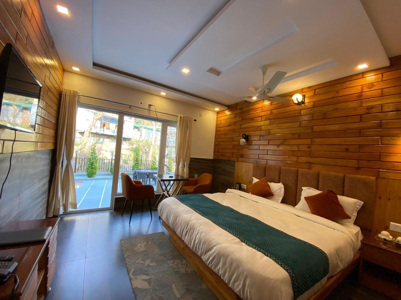 The Aesthetic Hotel & Restaurant Bhīm Tāl المظهر الخارجي الصورة