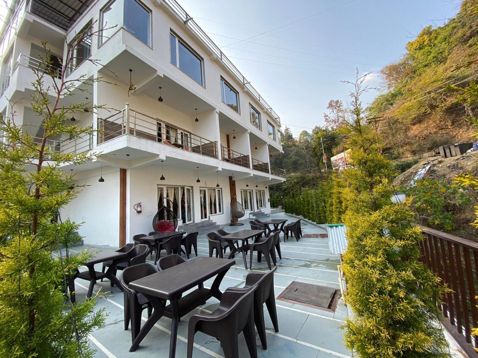 The Aesthetic Hotel & Restaurant Bhīm Tāl المظهر الخارجي الصورة
